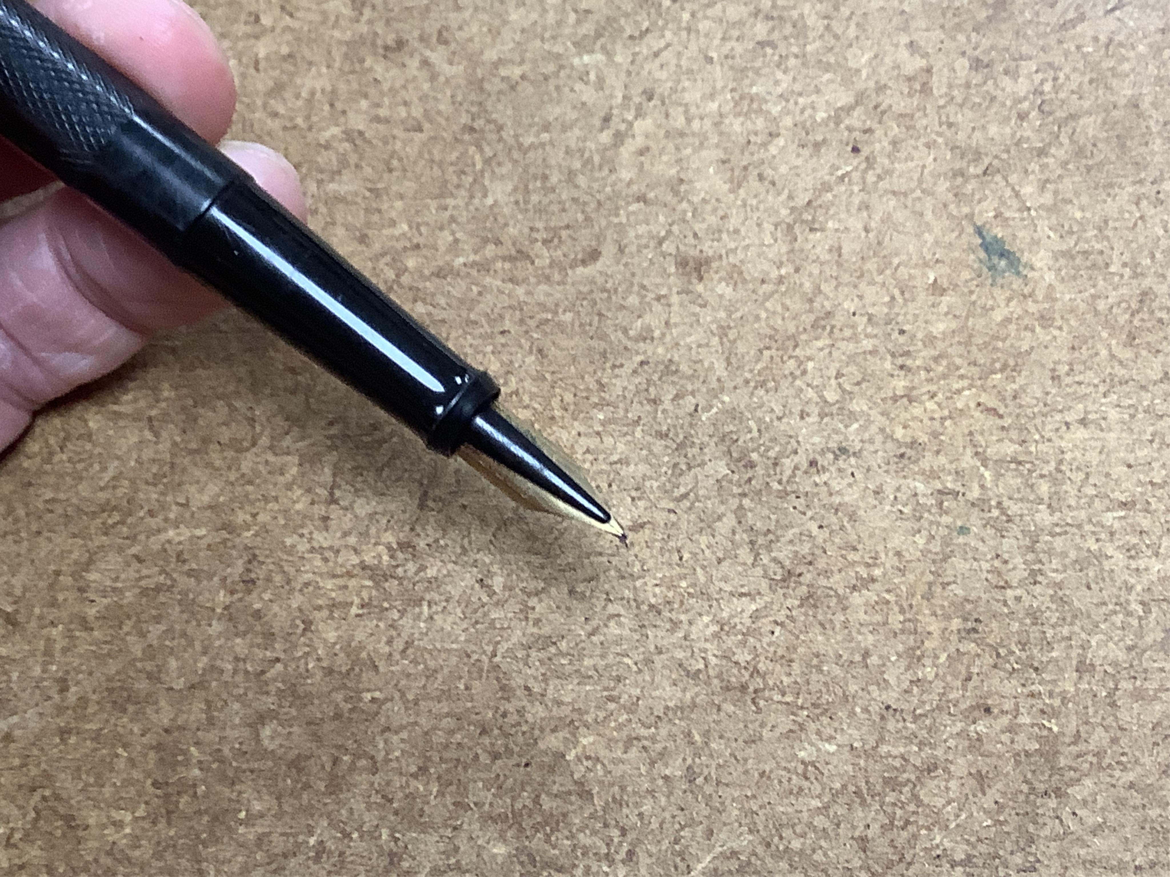 A De la Rue Onoto BCHR piston filler (working) with over-and-under feed